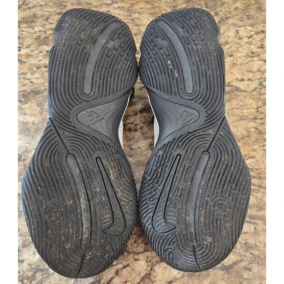 Nike Zoom Freak 4 Mens US 11.5 Basketball Shoes Black White DZ7533-003 - Picture 8 of 9